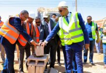 Siciid Deni oo Garoowe ka dhagax-dhigay wadooyin laami ah + Sawirro
