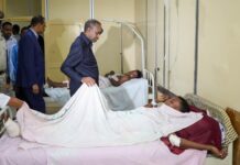 Sawirro: Rooble oo booqday dhaawacyada la dhigay isbitaalka Madiino
