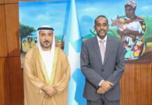 Sawirro: Rooble oo Xafiiskiisa ku qaabilay danjiraha Imaaraatka u fadhiya Soomaliya
