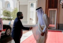 Sawirro: Madaxweyne Farmaajo oo la kulmay amiirka dalka Qatar