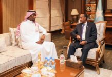 Sawirro: Maxay ka wada-hadleen Rooble iyo safiirka dalka Sacuudiga?