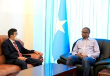 Sawirro: DF Soomaaliya iyo Shiinaha oo wada-hadallo ku yeeshay Muqdisho