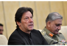 Ra’isul wasaaraha Pakistan oo ka badbaaday mooshin xil ka qaadis ah