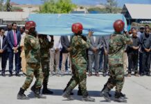 Sawirro: Korneel Cismaan Maxamed Jeelle oo Aas Qaran loogu sameeyay Muqdisho