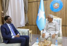 Somali parliament leadership receives a US official in Mogadishu