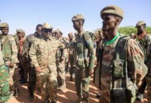 Sawirro: Wasiir Fiqi oo booqasho ugu tegay ciidamada ku sugan Xarardheere