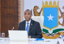 Sawirro: Ra’iisul wasaare Xamza oo guddoomiyay shirka golaha wasiirada