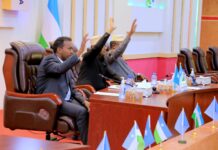 Golaha wakiilada Puntland oo sameystay muddo kororsi hal sano ah + Sawirro