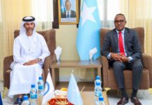 Guddoomiyaha hay’adda SoDMA oo kulan la yeeshay safiirka Qatar + Sawirro