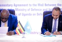 Soomaaliya iyo Uganda oo kala saxiixday heshiis difaaca ah + Sawirro
