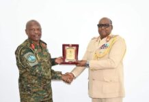 Somali army chief meets with his Ugandan counterpart in Kampala