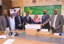 Dowladda Soomaaliya oo qalab caafimaad kala wareegtay IGAD