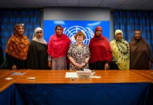Catriona Laing oo la kulantay wakiillada haweenka Soomaaliyeed ee ciyaaraha + Sawirro