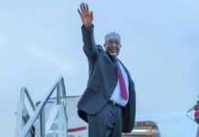 Guddoomiye Sheekh Aadan Madoobe oo u baxay safar dibadeed + Ujeedka