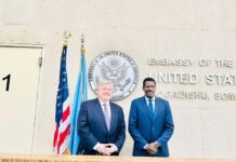 Madaxweynaha Galmudug oo kulan la yeeshay safiirka dowladda Mareykanka