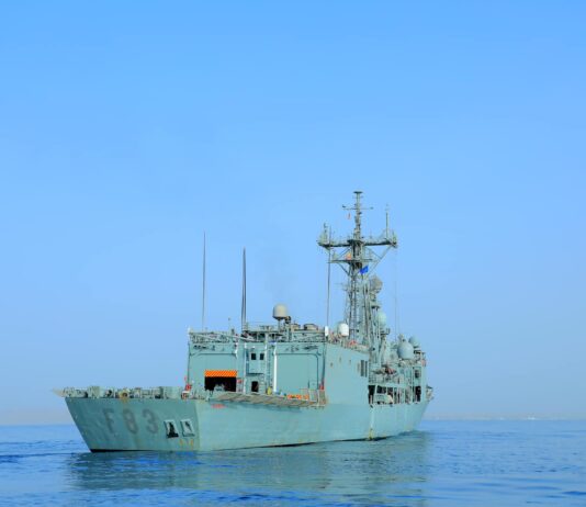 Lix Qof oo Hubeysan oo afduubey Markab Shidaal xeebaha Yemen, Soomaaliya U Jiheeyay