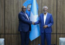 Guddoomiyaha Golaha Aqalka Sare oo kulan la yeeshay Rohan Titus