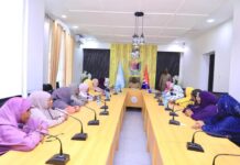 Sawirro: Guddoomiye Madaale oo qaabilay haweenka gobolka Banaadir