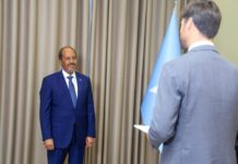 Somalia’s President Receives Credentials of New UK Ambassador Charles King