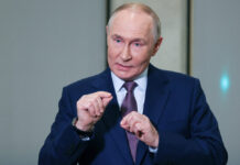 Russia urges U.S. to avoid conflict with Venezuela