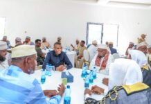 Ra’iisul Wasaaraha Soomaaliya oo kulan la yeeshay odayaasha dhaqanka