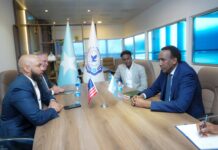 Agaasimaha Socdaalka iyo Jinsiyadda oo kulan la qaatay Wakiilka Mareykanka ee Muqdisho