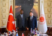 Wasiirka Cadaaladda Soomaaliya oo Kulan Miro-dhal ah la Qaatay Dhiggiisa Turkiga