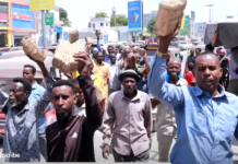 Suuqyada Muqdisho oo wali laga diidan yahay Shilinka Soomaaliga