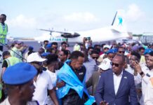 Garsoore Cumar Cartan oo Muqdisho Dib ugu Soo Laabtay, Looguna Sameeyay Soo Dhaweyn Heer Sare ah