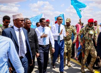 Somali Prime Minister Arrives in Galmudug for Talks With Regional President