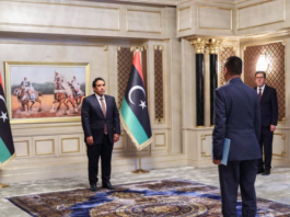 Safiirka Soomaaliya ee Liibiya oo Gudbiyay Warqadaha Aqoonsiga Danjirenimo