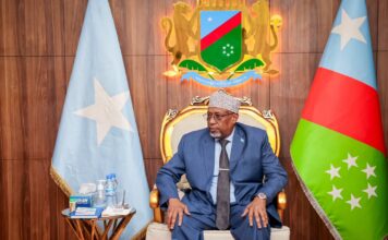 Hoggaamiyaha Koonfur Galbeed oo Madaxtooyada ku qaabilay odeyaasha dhaqanka