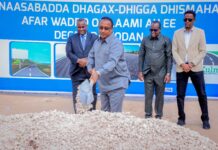 Duqa Muqdisho oo Dhagax-dhigay Afar Waddo oo Laami ah oo laga Hirgelinayo Degmada Hodan