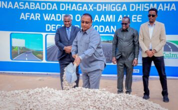 Duqa Muqdisho oo Dhagax-dhigay Afar Waddo oo Laami ah oo laga Hirgelinayo Degmada Hodan
