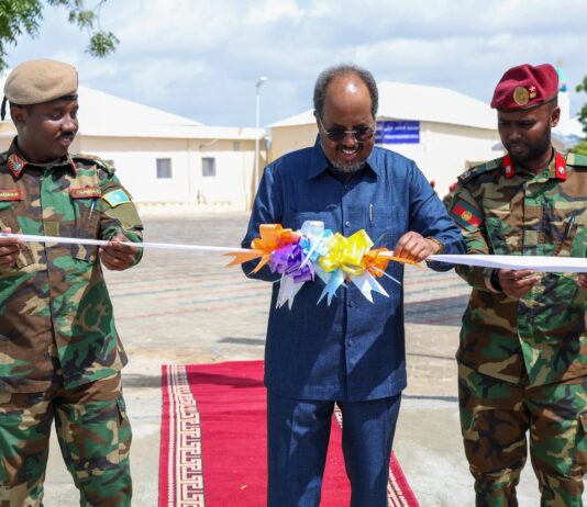 Madaxweyne Xasan Sheekh oo Xarigga Ka Jaray Taliska Guutada 77-aad ee Ciidanka Xoogga Dalka