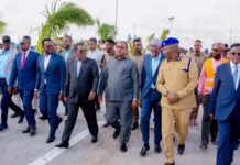 Xukuumadda Federaalka Soomaaliya oo Sheegtay inay Dardar-gelinayso Kor u Qaadista Bilicda Muqdisho