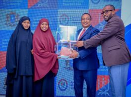 Mogadishu mayor announces Grade 8 exam results, pledges high school funding for top students