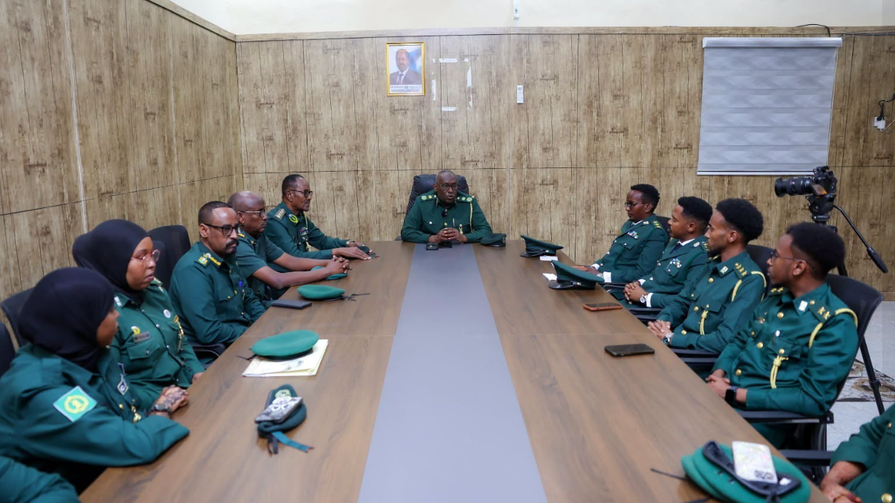 Somali prison officers head to Egypt for training