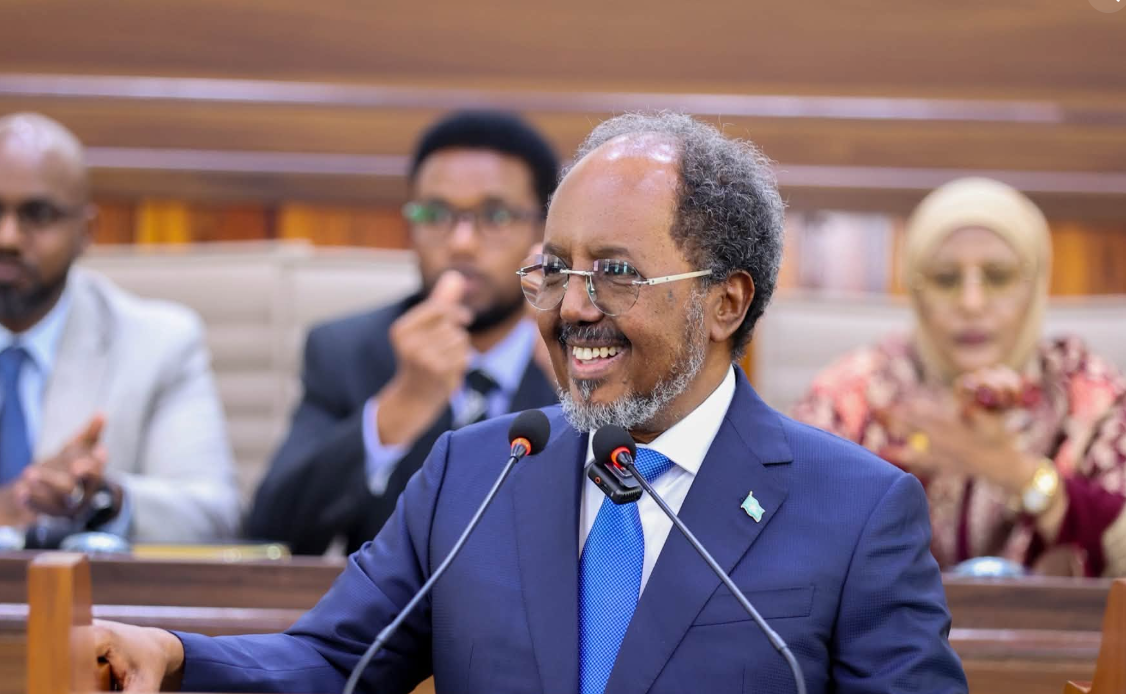 Xasan Sheekh oo si rasmi ah u furay Kalfadhiga 8-aad ee Baarlamaanka Federaalka Soomaaliya