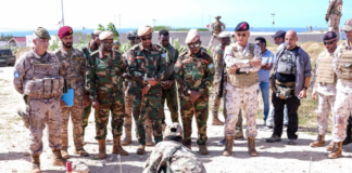 Taliyaha Ciidanka Xoogga Dalka oo Muqdisho tababar ugu soo xiray saraakiil Soomaali ah