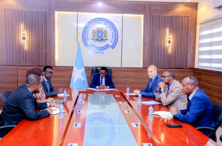 Soomaaliya iyo UNDP oo ka wada hadlay xoojinta adeegyada amniga iyo booliska