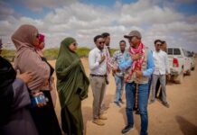 Guddoomiyaha SoDMA oo gaaray Beledweyne dardargelinaya diyaar-garowga fatahaadaha