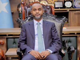 Guddoomiyaha Golaha Shacabka oo qaabilay Danjiraha Shiinaha u fadhiya Soomaaliya