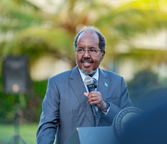 Xasan Sheekh oo sheegay in Soomaaliya ay ka gudubtay hannaankii awood-qaybsiga beelaha