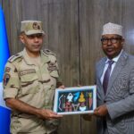 Wasiirka Gaashaandhigga oo Qaabilay Wafdi Saraakiil Ciidan ah oo ka Socday Masar