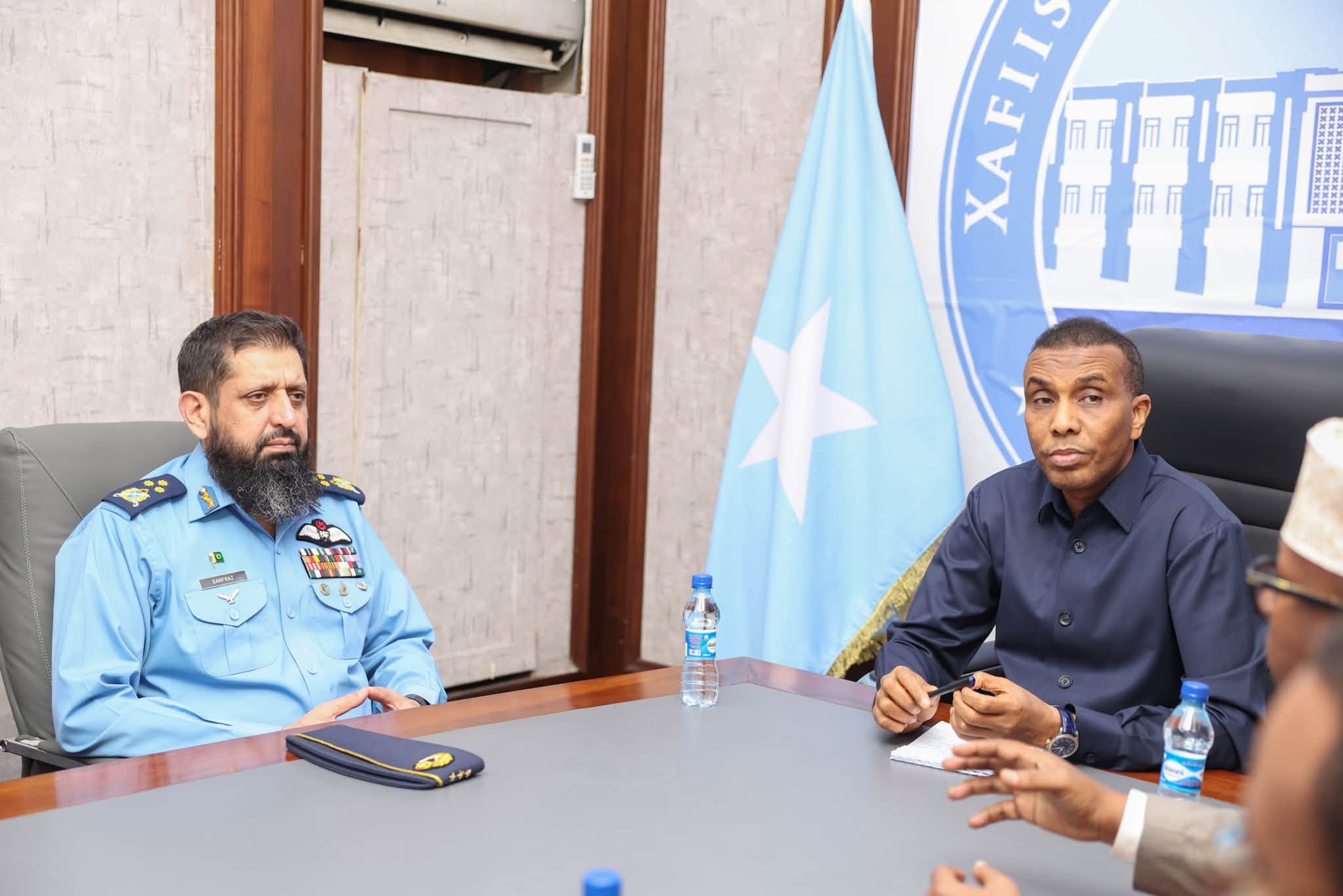 Somalia, Pakistan Discuss Building Somali Air Force Capabilities