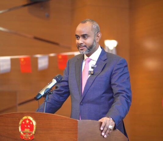 Guddoomiyaha Golaha Shacabka oo Ka Qaybgalay Munaasabadda Sannad-guurada Aasaaska Shiinaha