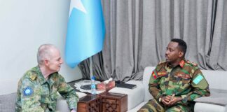 Taliyaha Ciidanka XDS oo Qaabilay Agaasimaha Shaqaalaha Militariga Midowga Yurub