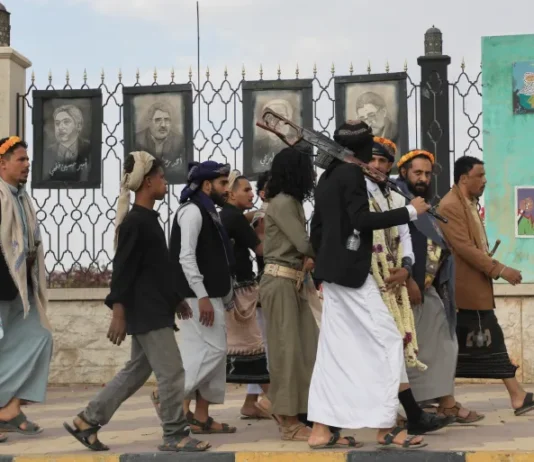More than 60 killed as Yemen government forces and Houthis clash in Taiz