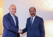 Xasan Sheekh iyo mas’uul Mareykan ah oo New York kaga wada hadlay xiriirka labada dal